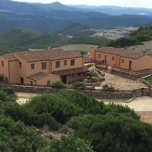 Vakantieboerderij L'oasi Del Cervo Italië