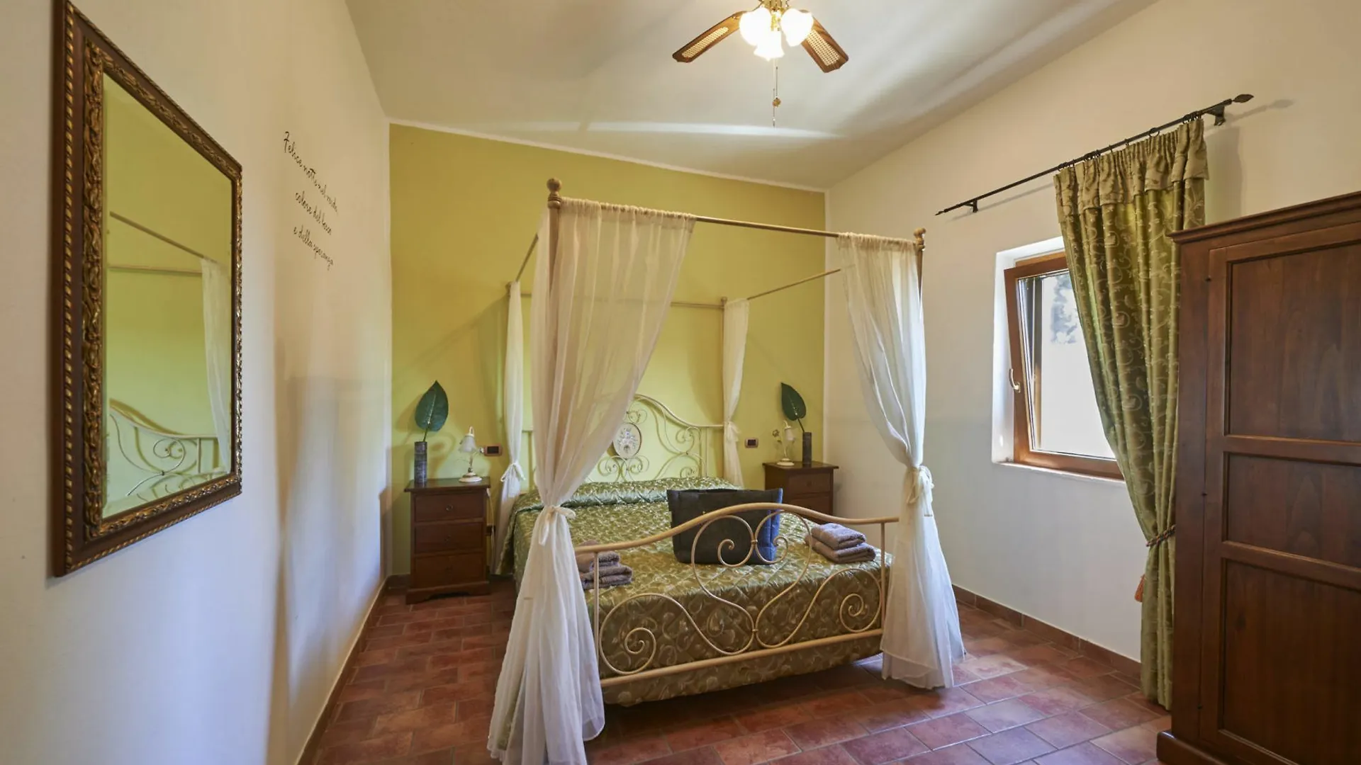 Agriturismo I Pini San Gimignano 3*,